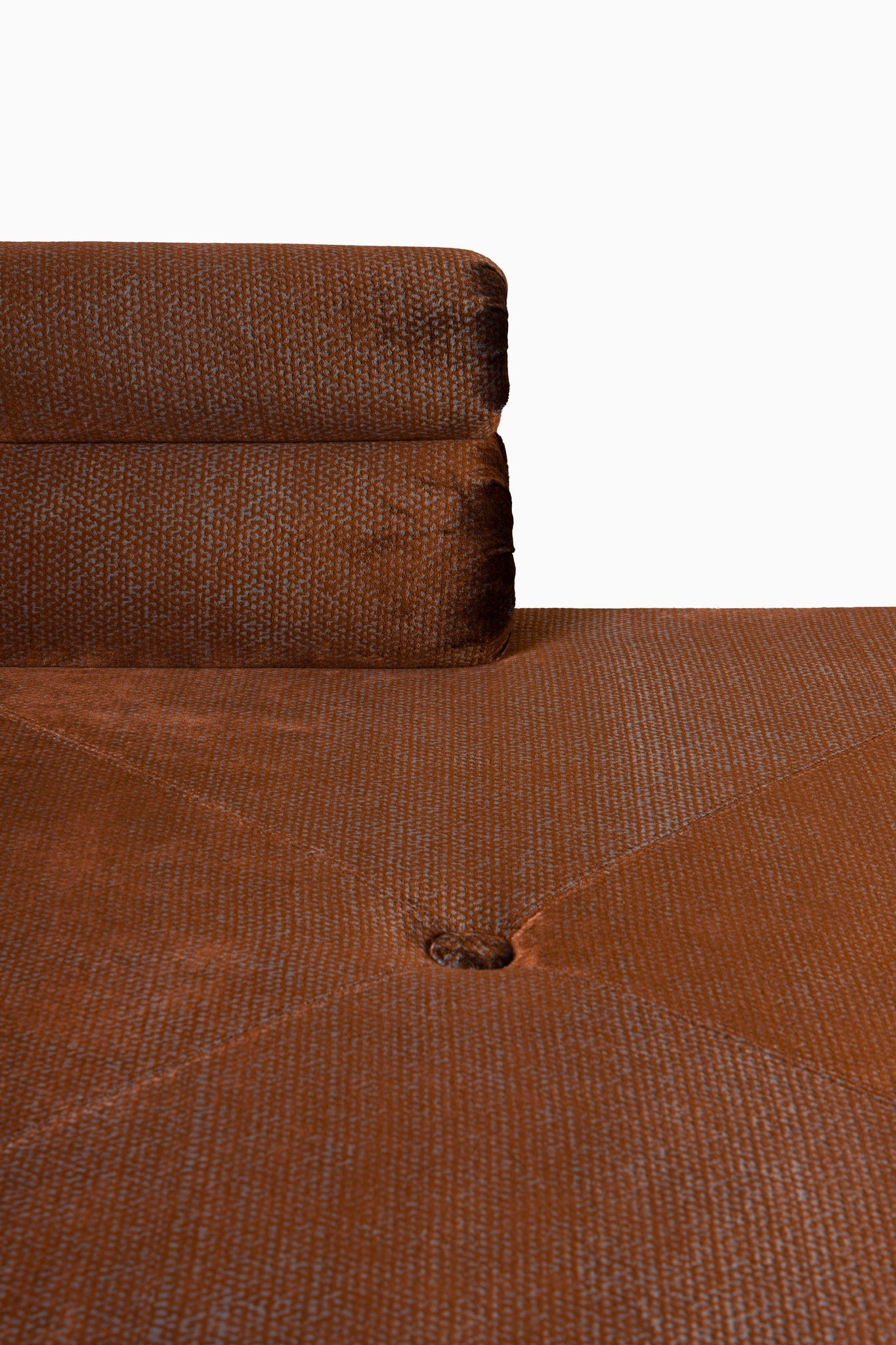 Plato Love Seat